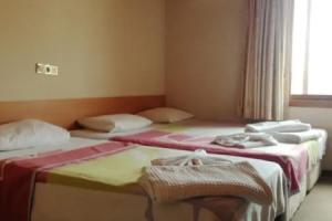 Oscar Hotel, Foca