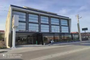 Lizbon Hotel, Izmir