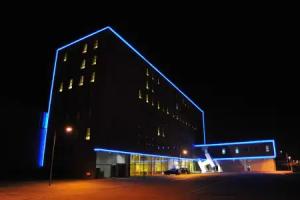 Basic Braga by Axis, Braga