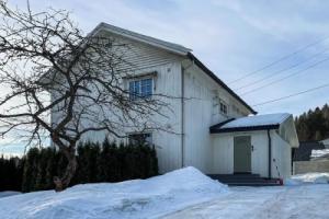 JX Homestay, Hoenefoss