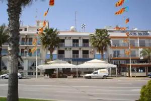 Sundays Beach, Peniscola