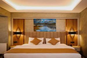 Mi̇r Emi̇r Hotel, Van