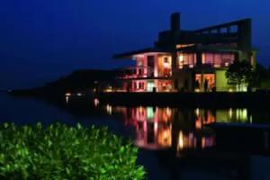 SunRay Hotel, Pidhorodne