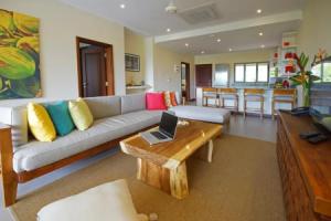 Eden Hills Residence Apartments, Anse Boileau
