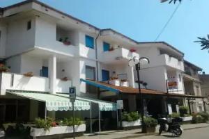 Pensione Nettuno, Palinuro