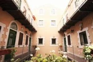 The Market Courtyard - Suites Hotel, Jerusalem