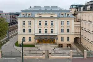 Sky Hotel Kraków, Krakow