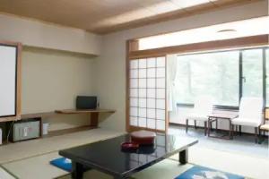 Urakusatsu Tou Hotel, Kusatsu