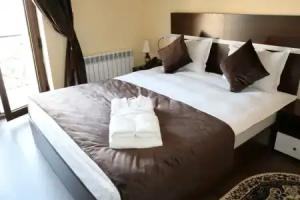 Marxabo Peles Hotel, Tashkent