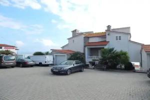 Hotel Sunce, Podstrana