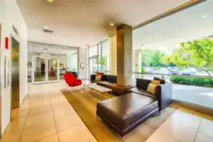 The View Apartment, Washington