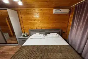 The Wave Complex, Derbent