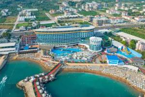 Granada Luxury Okurcalar, Okurcalar