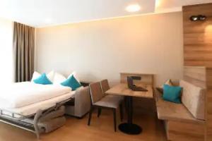 Westside Hotel, Munchen