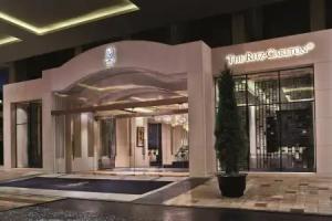 The Portman Ritz-Carlton, Shanghai, Shanghai