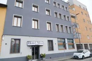 Hotel Mistral, Milan