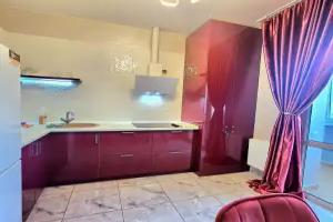 Krasivaya Vozle Ashana Zhk Chernika Flat, Simferopol