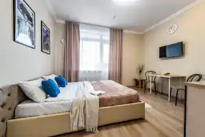 ApartMe Srednerogatskaya Flat