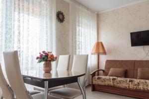 S Balkonom 2 Na Pionerskom Prospekte 114v Apartments, Anapa