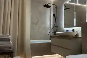 V Mikrorayone Solnechny Ryadom S TskhIEg Flat, Ekaterinburg