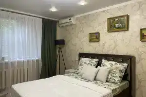 Dvukhkomnatnaya Ryadom So Shkoloy Politsii Flat, Volgodonsk