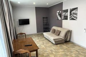 Glinki 10 Apartments, Novokuznetsk