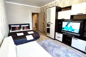 Tsentr Goroda Soveetskaya 190v Kor.2 et.5 Flat, Tambov