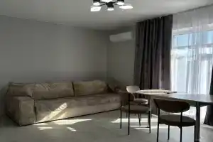 2 Mezhdu Dvumya Plyazhami Flat, Sevastopol