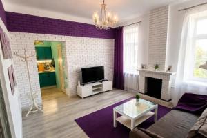 Lavanda Na Ploschadi Lenina. Lenin v Vostorge! Flat, Stavropol
