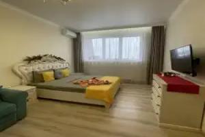 Na Ulitse Sovetskoy Armii 80 Flat, Armavir