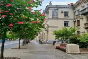 Happiness Live in the center of Sevastopol Apartment, Sevastopol