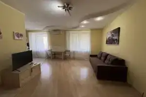 Flat Alleya Geroyev 1 Dvukhkomnatnaya, Volgograd