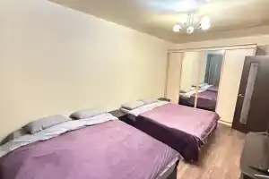 V Tsentre Moskvy S 5 Razdelnymi Spalnymi Mestami Ul. Melnikova, 9 Min Do Metro Flat, Moscow