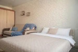 Veresk v udobnom rayone goroda Apartments, Tynda