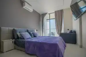 Apartamenty LS-Hi-Tech Relax s vidom na more so 2 etazha Apartments, Alushta