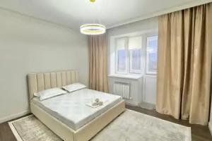 Svetlye 3-kh Komnatnye Apartments, Atyrau