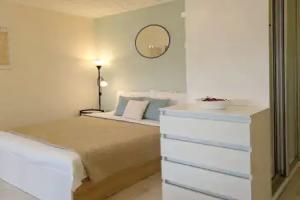 Na Stakhanovskoy 1 Flat, Pskov