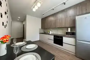 Dvukhkomnatnaya Primorskiy 61 Flat, Togliatti