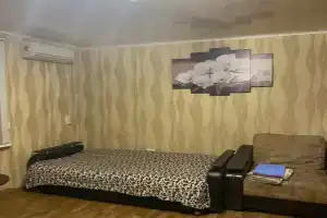 Na Ulitse Geroyev Pionerov 71B Flat, Kamensk-Shakhtinsky