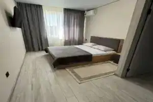 Chistaya I Uyutnaya Ryadom S Aeroportom Flat, Krasnyy Pakhar'