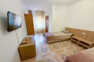 Antadi S Basseynom U Morya #2 Alfagid Apartments, Adler