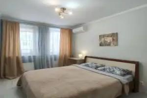 1+ V Sovremennom Zhk Vatson Flat, Kostova