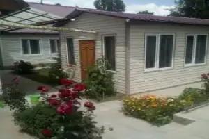 U Ilnary Guest House, Chalpan-Ata