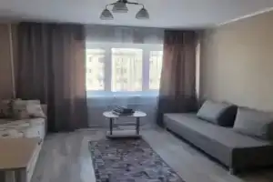 Uyutnaya Studiya Ryadom s Aeroportom Kurumoch Flat, Samara