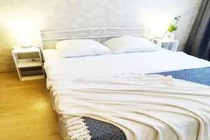 Stilnaya v Tsentre Goroda Flat, Zavolzhye