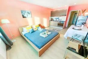 S zaseleniyem Lutshiy servis Posutochno50 Apartments, Lobnya