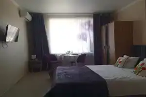 Na Zheleznovodskoy 72 Flat, Krasnyy Pakhar'