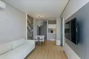 On Fruits Apartments, Adler