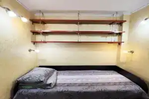 V Tsentre U Spuska Na Naberezhnuyu Flat