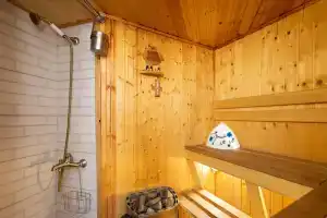 Dvuhurovnevaya s Saunoj i Kaminom Flat, Kazan